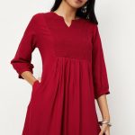 Women Cotton Textured Straight Kurta