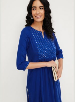 Women Sequinned Straight Kurta