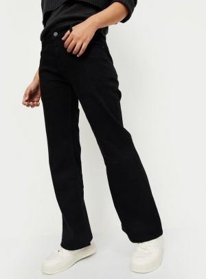 Women Solid Flared Jeans