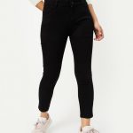 Women Solid Skinny Fit Jeans